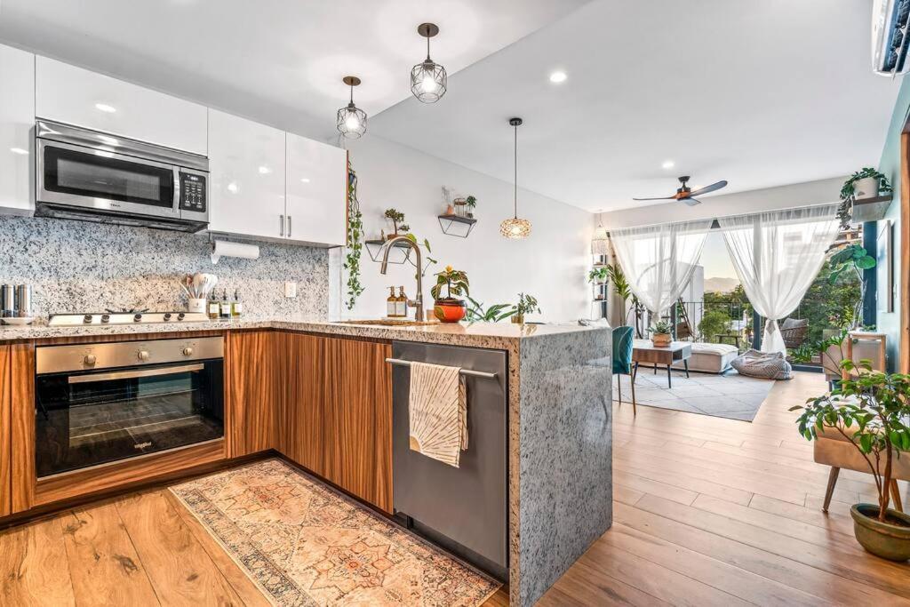 Apartment Plant Filled In Versalles *